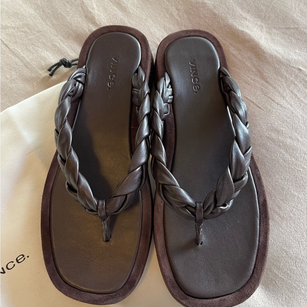 NIB Vince Braided Leather Suede Platform Sandals
They run large. - Picture 2 of 3